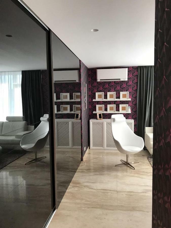 拉迪亚Luxury Trip公寓 外观 照片